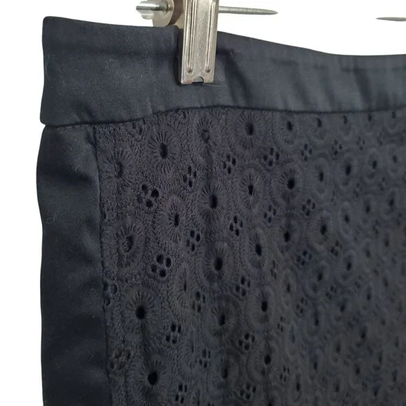 JNY Collection Sz 12 Skirt Embroidered Eyelet Knee Pencil Lined Feminine Office - Picture 3 of 9